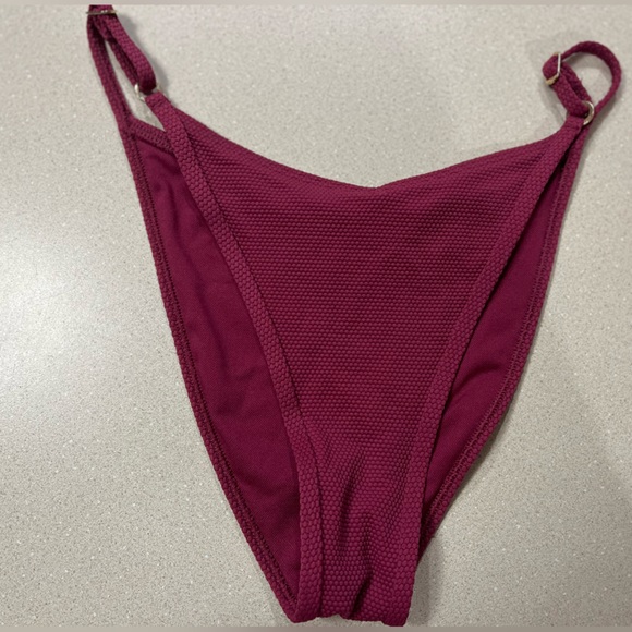 Hollister Swim Bikini - Picture 3 of 4